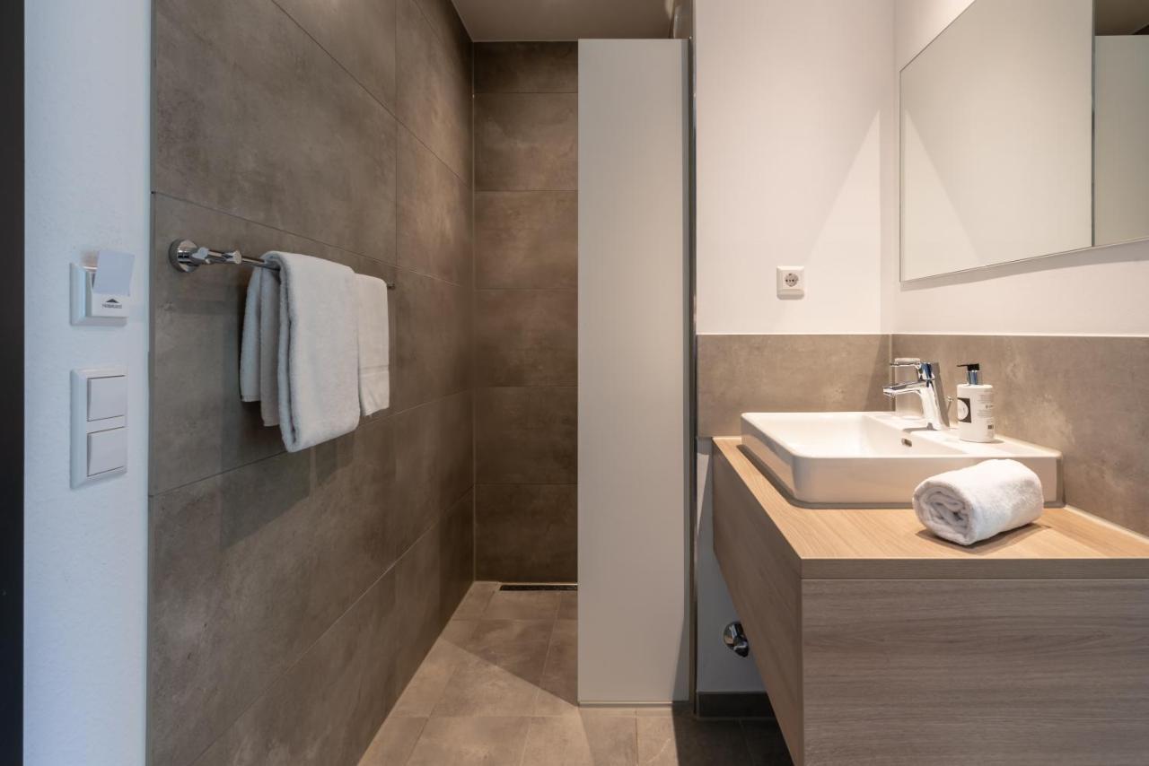 A2 Hotels Denkendorf - Airport & Messe Екстер'єр фото